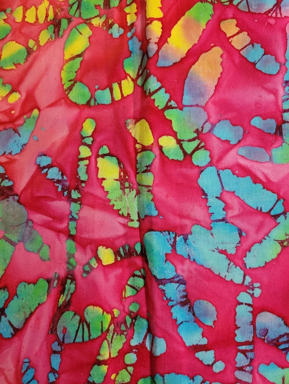 Abstract Pink Tie-Dye Type Sewing Fabric Unbranded 1 Yard (1514)